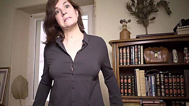 Brunette Solo Webcam Masturbation