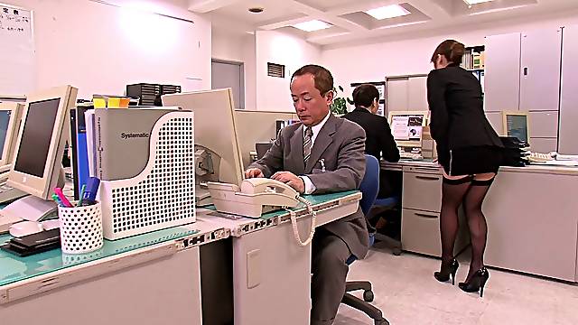 Horny Asian boss lady can't hold it anymore in her office