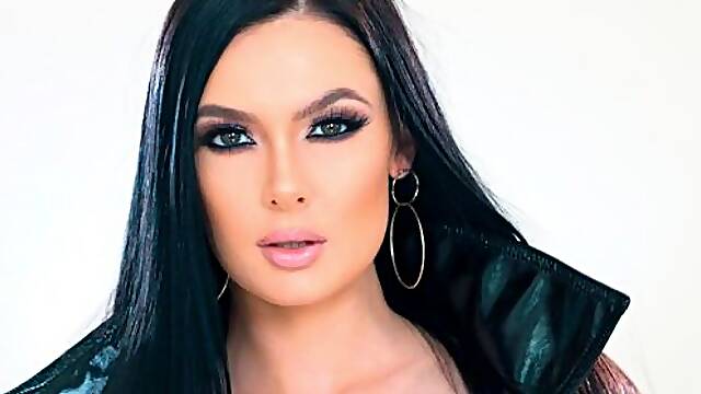 Manhandling Marley: Gaping, DP Slam!