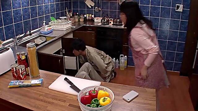 Nymphomaniac Japanese On Husband Right In Front Of Ihm!