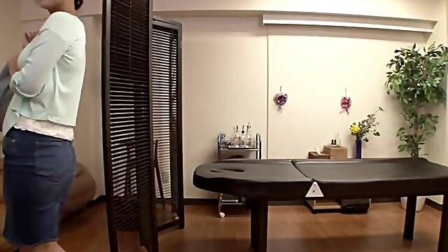 The young wife was tempted by the masseur&amp;#039;s big cock, fucked nearby husband