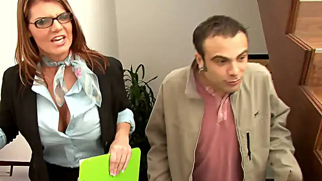 3rd Degree: Kayla Teaches: Young Guys Want