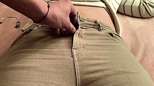 Demona Came Home Without Panties, I Undressed Her I Cummed In Her Mouth And She Kept Sucking Me