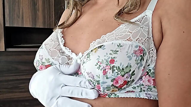 90s Vintage Flower Bra