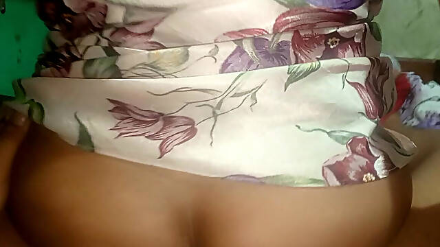 POV Ebony Tamil Riding in Reverse